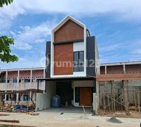 Rumah Cluster 2 Lantai Hanya 900 Meter Dari Exit Tol Bambu Apus