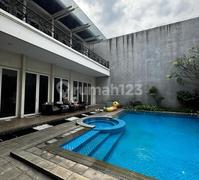 Dijual Murah Rumah Patal Senayan 4Br Jakarta Selatan