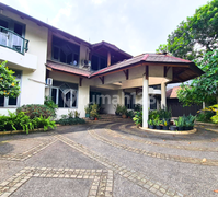 Rumah Klasik Harga Bagus Tanah Luas Di Megapolitan Cinere Rumah