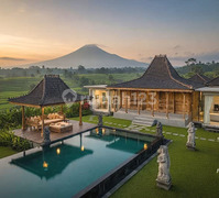 Rumah Joglo Kudusan, Soko 20 Tumpangsari Gebyok Ukiran 3 D Langka