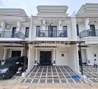 Rumah Mewah Dekat Pesona Khayangan Dekat Tol Depok Bogor Serpong