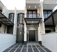 Rumah Bagus Halaman Nya Luas Nempel Masjid Dekat Tol Cijago Depok