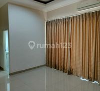 Rumah Bangunan Mandiri di Perumahan Regency Melati Mas Serpong Tangerang