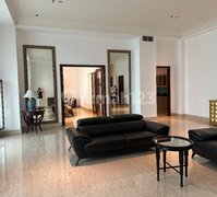 Junior Penthouse 4 Bdr Pakubuwono Residence , Siap Huni, Ceiling Tinggi