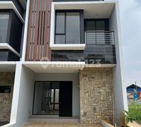 Rumah Bagus 2 Lantai Area Strategis Di Sawangan Dekat Ke Cinere