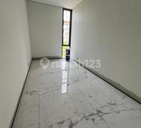 Rumah Baru Minimalis di Setraduta Bolevard/ Setraduta Hegar Bandung