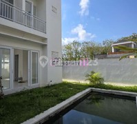 Dijual Villa Cantik Brand New dengan 3 Kamar Tidur | di Kutuh-Nusa Dua, Bali LT 200 M2