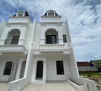 Rumah 2.5 Lantai Akses 3 Menit ke Kampus Gunadarma&Dekat Ui