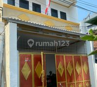Rumah di Jembatan Lima