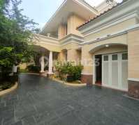 Walking Distance To Jis Beautiful And Just Retouched Landed House (real Pictures) With Private Swimming Pool In Pondok Indah