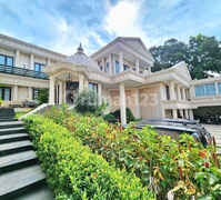 Rumah Mewah Villa Cinere Mas Desain Classic Cinere, Depok