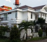 Rumah Cantik, Mewah, dan Murah Dalam Komplek di Cinere