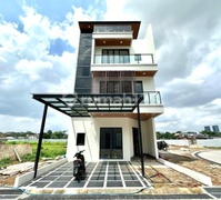 Brand New Town House Lokasi Premium Cilandak Jaksel