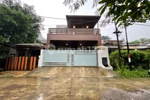 Rumah Minimalis Full Furnished di Cinere Dalam Komplek