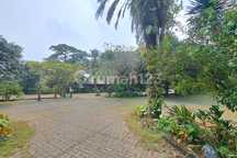 Di Jual Tanah 5.555M2 Bonus Bangunan Harga Murah Jauh di Bawah Harga NJOP Cocok untuk Hunian Pribadi atau Cluster dan Usaha Gedung Pertemuan di Jeruk Purut Cilandak Jakarta Selatan