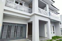 Rumah Mewah Baru Gress Tengah Kota Solo