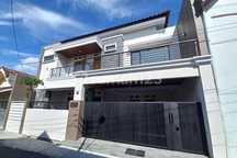 Rumah 2 Lantai Baru Gress Area Tengah Kota Solo