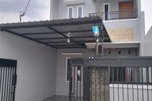 Rumah 2 Lantai Siap Pakai Area Manahan