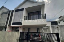 Dijual Rumah 2lt Type 190 Area Serdam - Komp. Grand River Residence