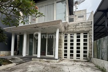 Citraland Grand Eastwood Rumah 2 Lantai Murah 209m2 Dekat Radial Road Rumah di 11 Perumahan Citraland Grand Eastwood, Citraland Grand Eastwood Residence Blok  EW11, Sambikerep, Sambikerep, Kota Surabaya, Jawa Timur, Indonesia, 60217, Sambikerep