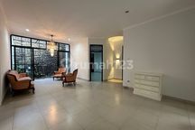 Rumah Apik Lokasi Cinere Dekat Akses Tol Limo dan Brigif