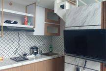 0766 Disewakan Apartemen Icon Gresik 1 BR Lt 20 Loft Furnished