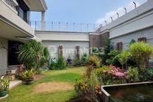 S. Kupang Indah Dukuh Pakis. Ruang Usaha.