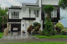 Rumah Villa di Perumahan The Taman Dayu - Rosewood Hills - Pandaan