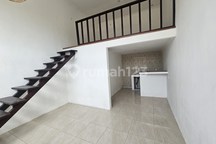 Rumah Baru Konsep Mezanin di Canggu