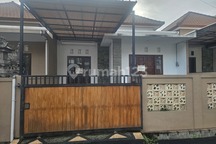 Rumah Cantik Pusat Kota Tabanan