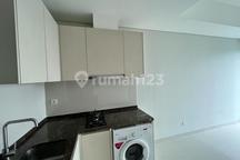 Disewakan Apartemen Puri Mansion Type 3 Bedroom Private Lift Semi Furnish