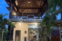 Villa 2 Lantai Cantik Dan Menarik Siap Pakai Di Nusa Penida Bali