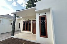 Miliki Hunian Impian Elegan Modern di Mlati Sleman - Nyaman, Tenang & Lokasi Strategis!