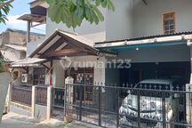 Jl Radar Auri, 5 Menit Ke Lrt, Jual Cepat, Dekat Ke Lrt, Dekat Jalan Raya, Bebas Banjir, Baru Selesai Renovasi, Nego Rumah Di Jl. Radar Auri, Mekarsari, Cimanggis, Kota Depok, Jawa Barat, Indonesia, 16452, Cimanggis Shm Bagus