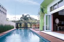 Rumah Hook View Danau Cluster Parahyangan Sentul City