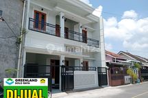 Rumah Baru 2 Lantai Design Modern di Perumahan Gentan Sukoharjo