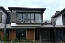 Turun Harga! Rumah 2 Lantai Kbp Nilapadmi Kota Baru Parahyangan