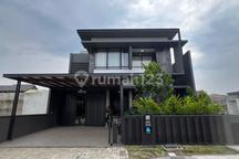 Rumah Lux Minimalis Full Fasilitas di Tatar Nilapadmi Kbp