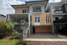 Dijual Rumah Mewah Cluster Crown Pondok Hijau Golf Gading Setpong