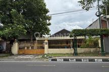 Rumah Strategis Tengah Kota Bisa Untuk Kantor Dan Usaha Jogja