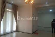  Rumah Di Sukabumi Dengan Posisi Hook Dan Lokasi Strategisk