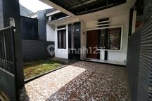 Rumah Strategis untuk Tempat Tinggal atau Kantor