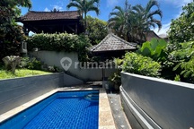 Wooden Villa For Rent 5 Bedroom Need Renovation Dawas Padonan Canggu
