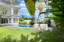 Yearly Rent 3 Bedroom Villa Berawa Rice Field View