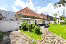 Disewakan Rumah Ada Halaman Belakang Luas Area Kawi ( Dekat Mog)