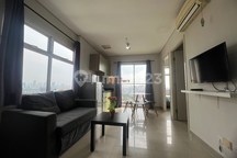 BEST VALUE! 2BR Hook Madison Park - Lokasi Prime Podomoro City, Desain Modern Minimalis & View Kota,  Fasilitas Kolam Renang, Jogging Track, Lapangan Basket, Gym, Billiard, Sky Garden, Evi Charger Station  