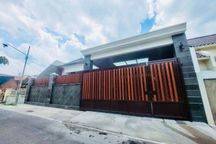 Rumah Mewah Proses Bangun Dekat Tol Dan Stadion
