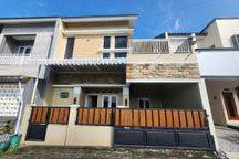 Kontrakan Rumah Cantik 2lt Semi Furnished Dekat Gate Exit Tol