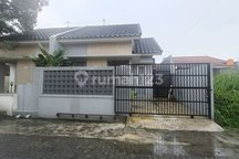 Kontrakan Rumah Cluster Cantik Include Semi Furnish Colomadu