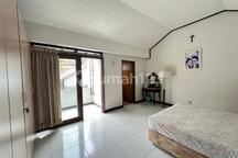 Rumah Minimalis Modern Luas dan Asri di Budisari Bandung